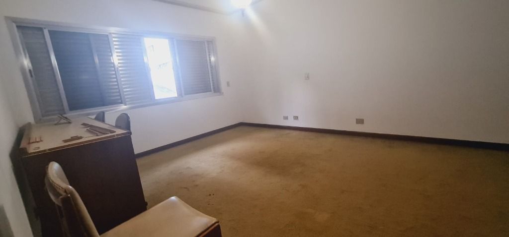 Sobrado à venda com 4 quartos, 602m² - Foto 17