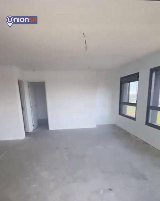 Apartamento à venda com 1 quarto, 70m² - Foto 2