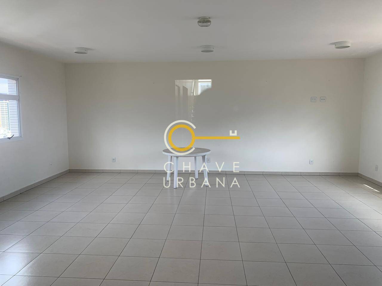 Apartamento à venda com 1 quarto, 58m² - Foto 4