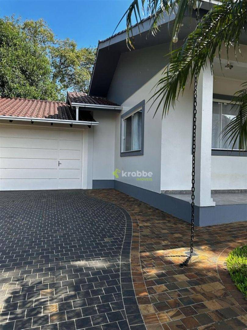 Casa, 4 quartos, 210 m² - Foto 4