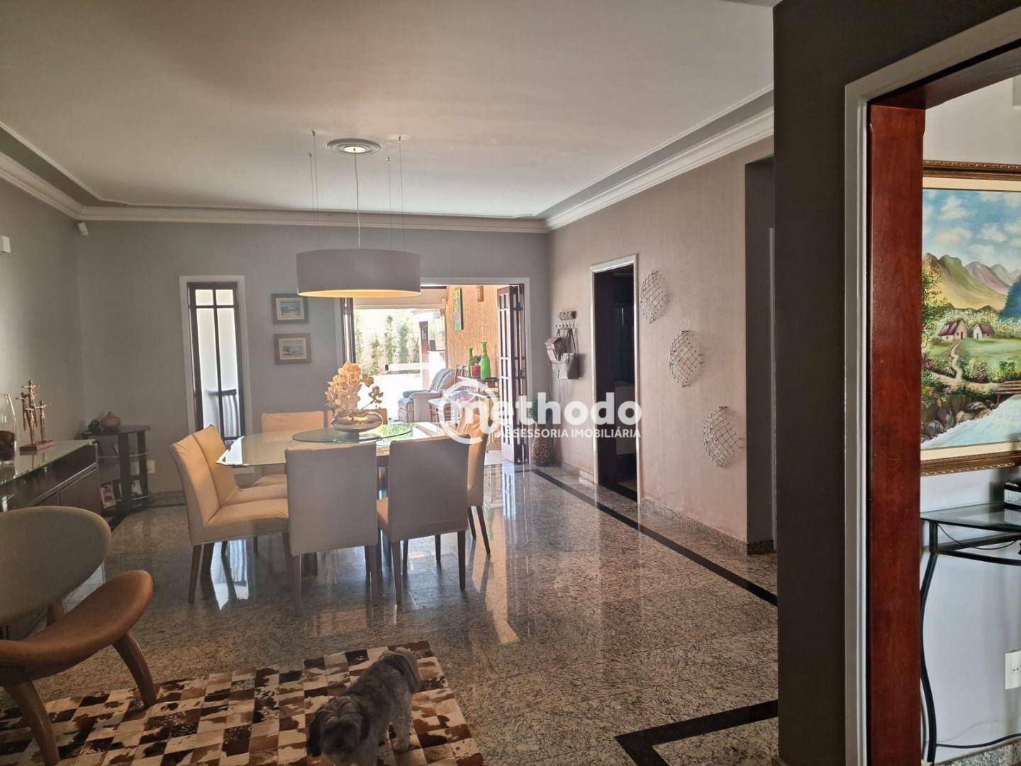 Casa à venda com 4 quartos, 330m² - Foto 53