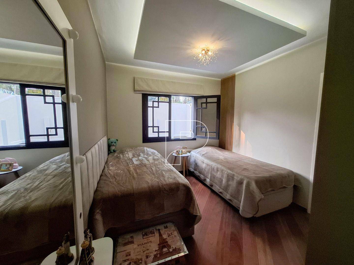 Casa de Condomínio à venda com 4 quartos, 618m² - Foto 36