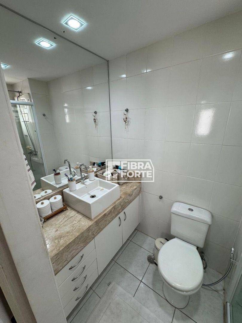 Apartamento à venda com 3 quartos, 87m² - Foto 17