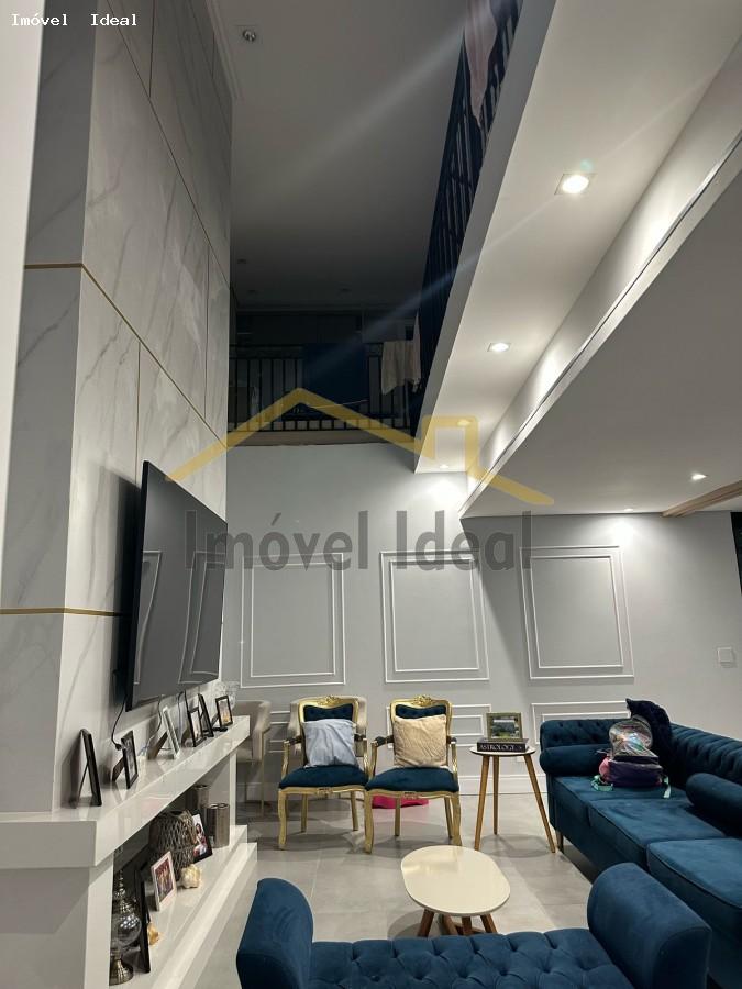 Casa de Condomínio à venda com 4 quartos, 383m² - Foto 1
