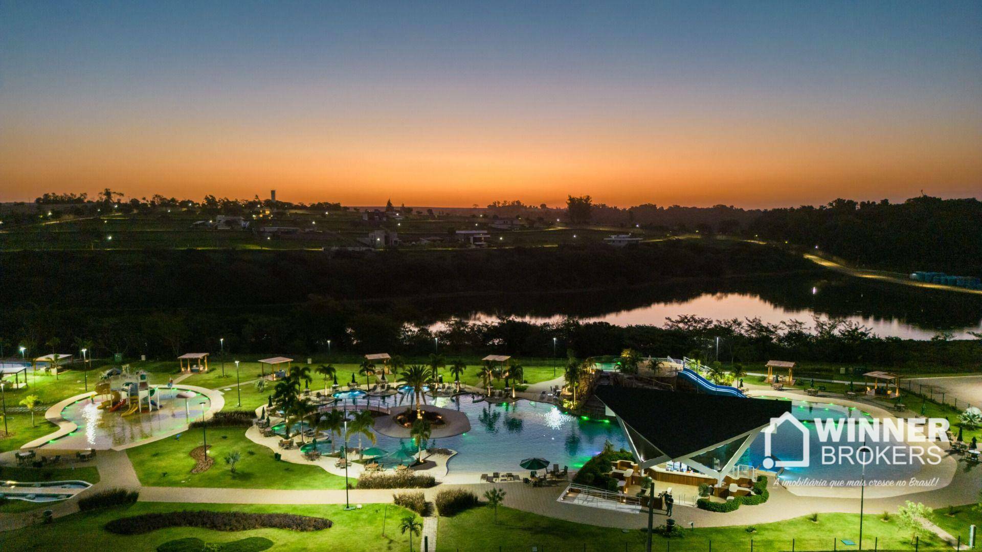 Loteamento e Condomínio, 550 m² - Foto 1