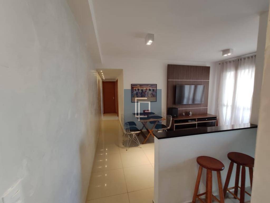 Apartamento à venda com 2 quartos, 68m² - Foto 1