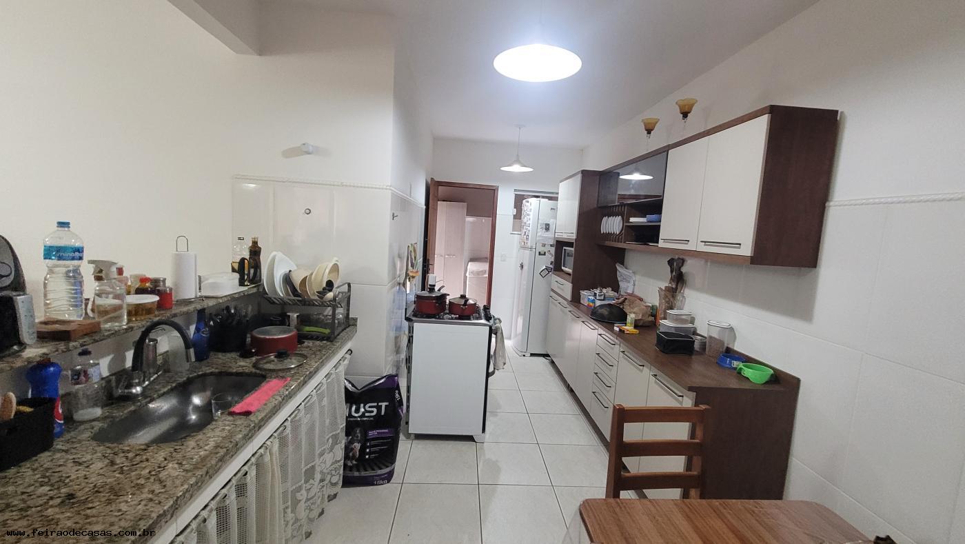 Casa à venda com 3 quartos, 88m² - Foto 6