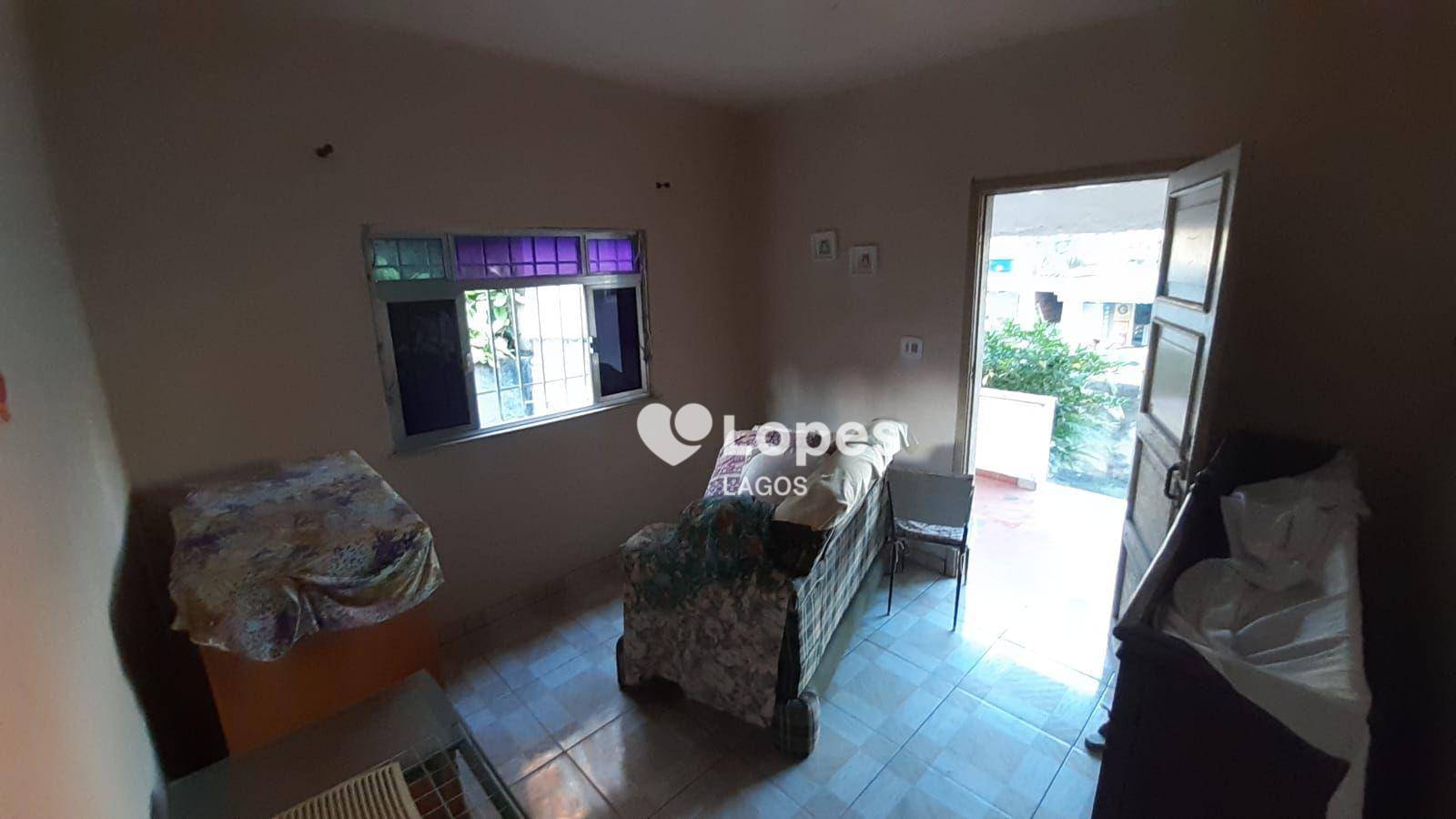 Casa à venda com 2 quartos, 68m² - Foto 4