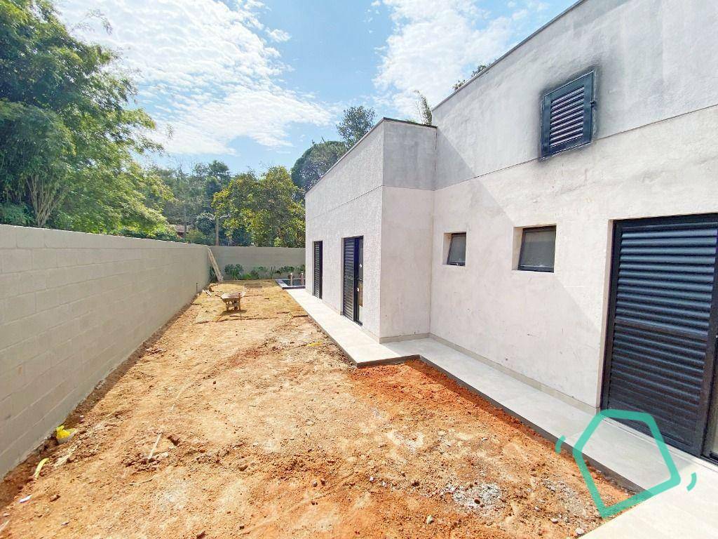 Casa de Condomínio à venda com 3 quartos, 245m² - Foto 17