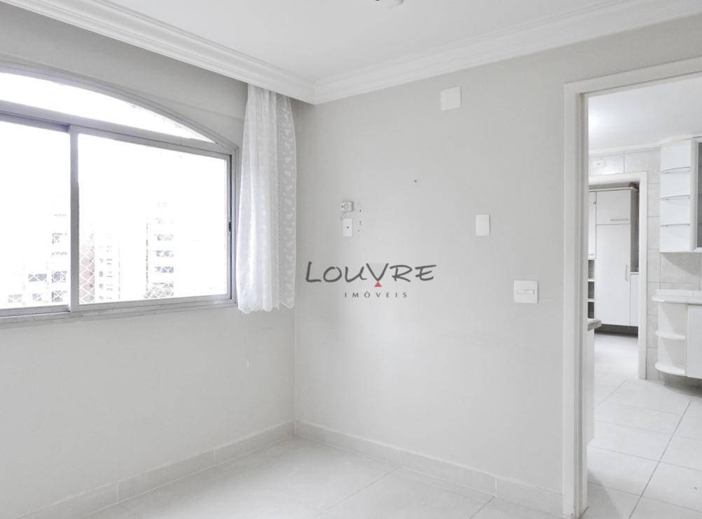 Apartamento à venda com 4 quartos, 206m² - Foto 20