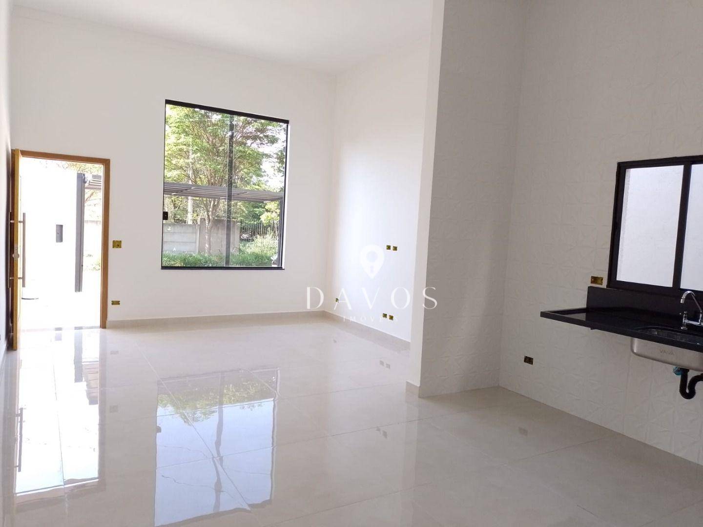 Casa à venda com 3 quartos, 93m² - Foto 2