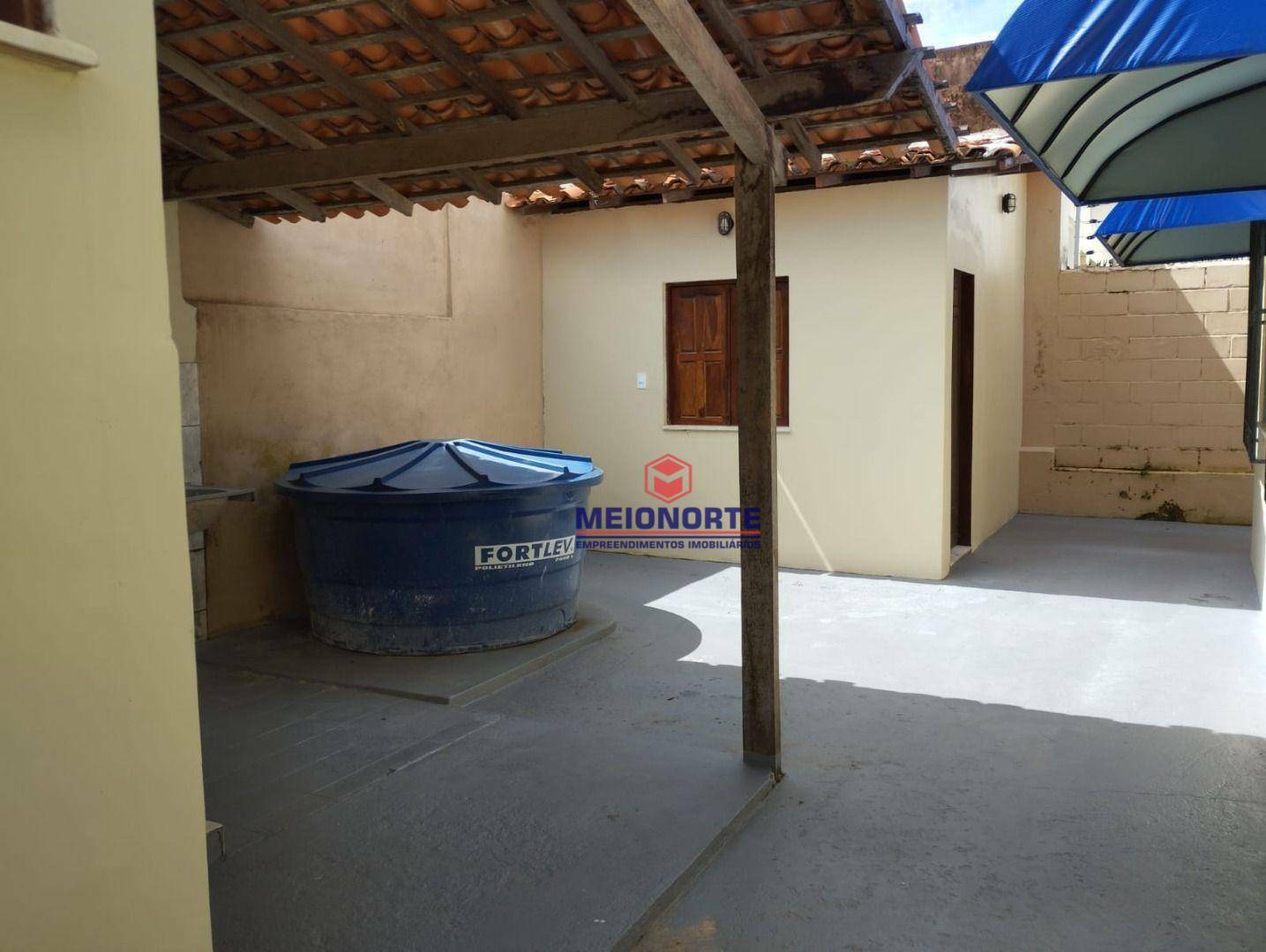 Casa à venda com 4 quartos, 150m² - Foto 18