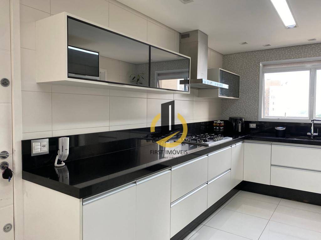 Apartamento à venda com 4 quartos, 240m² - Foto 12