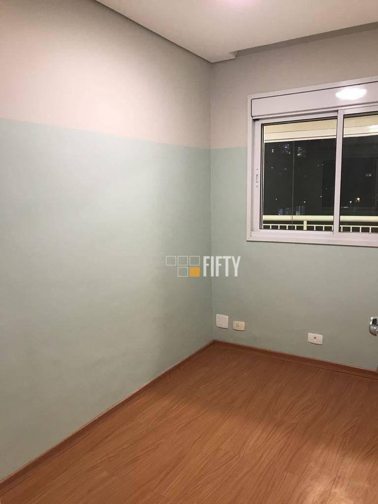 Apartamento para alugar com 2 quartos, 70m² - Foto 8