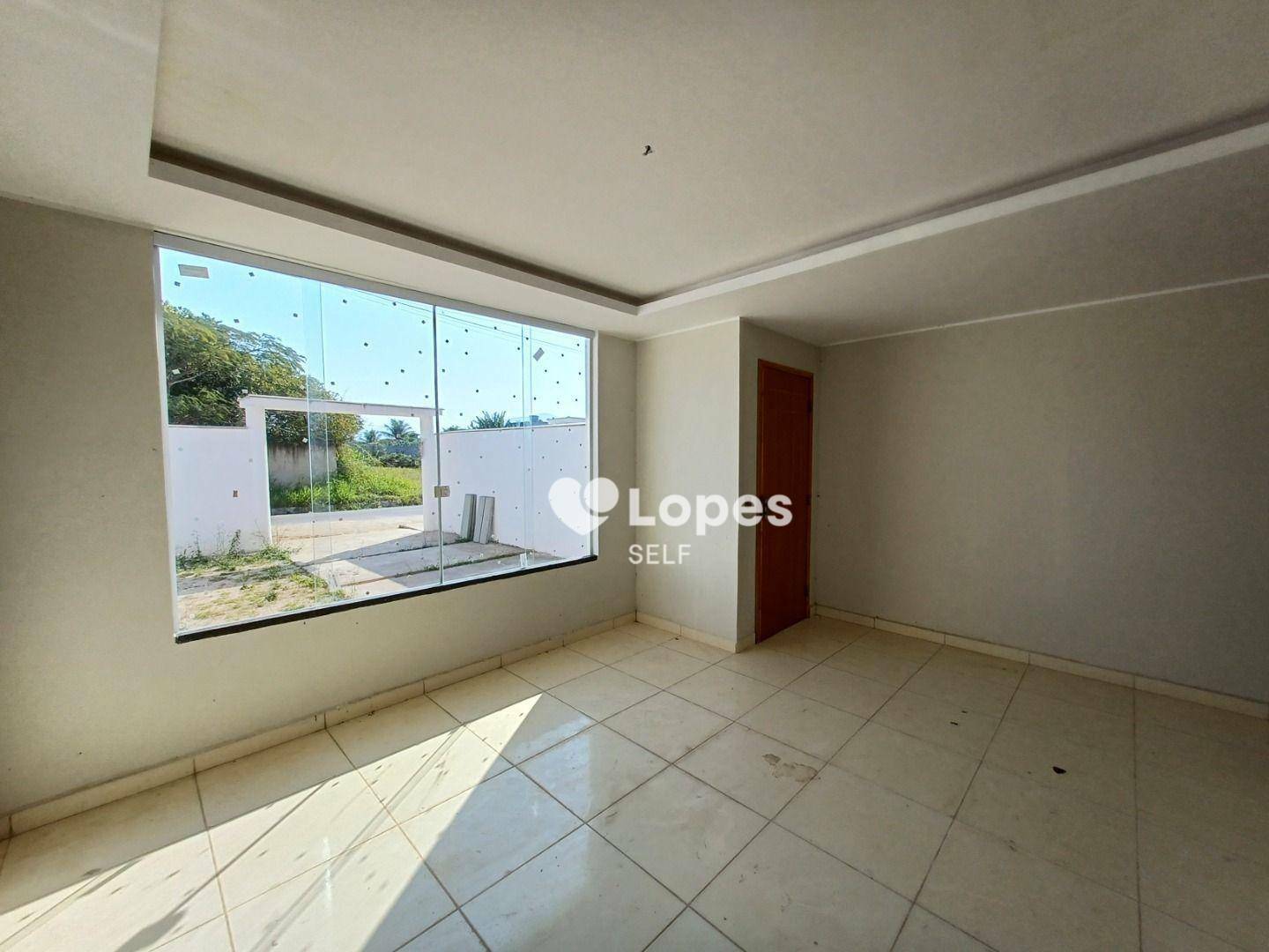 Casa à venda com 2 quartos, 100m² - Foto 4