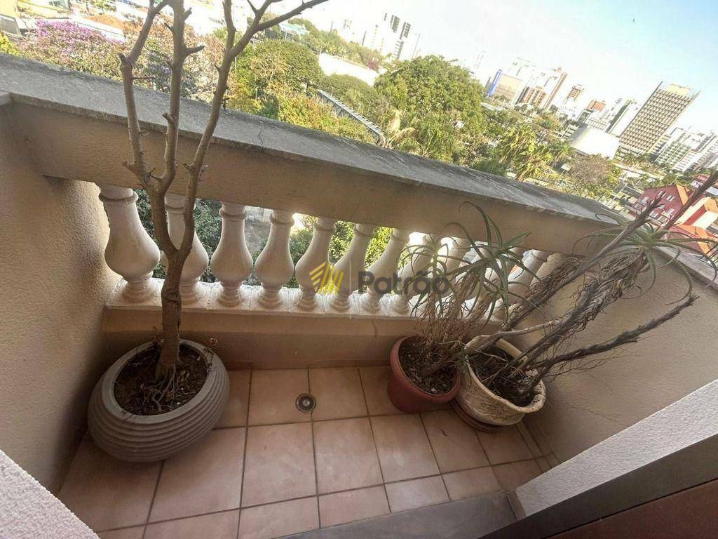 Apartamento à venda com 3 quartos, 122m² - Foto 15