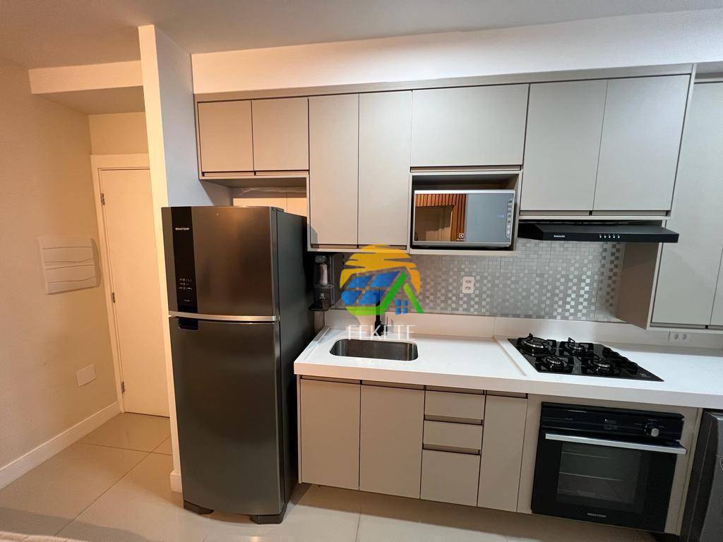 Apartamento à venda com 2 quartos, 57m² - Foto 4