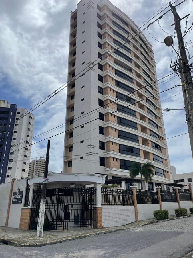 Apartamento à venda com 3 quartos, 130m² - Foto 3