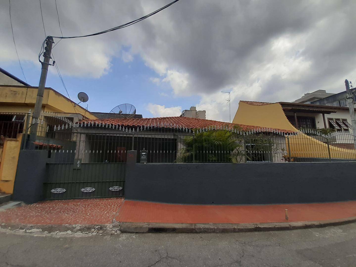 Casa à venda com 3 quartos, 300m² - Foto 26