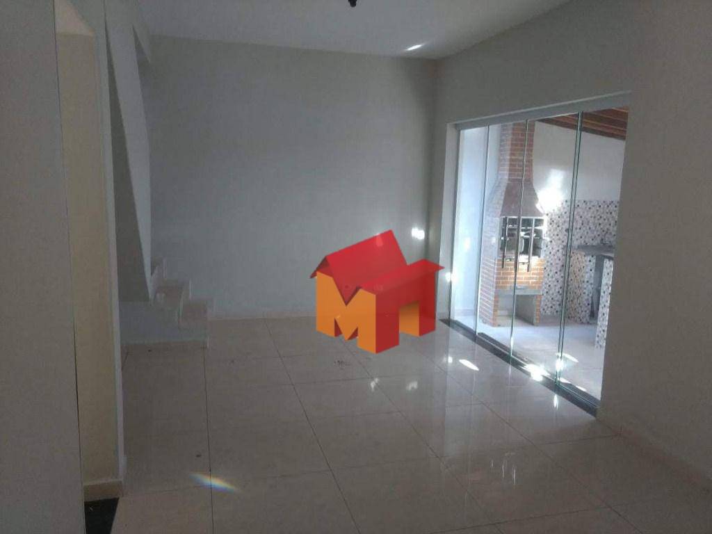 Sobrado à venda com 3 quartos, 120m² - Foto 2