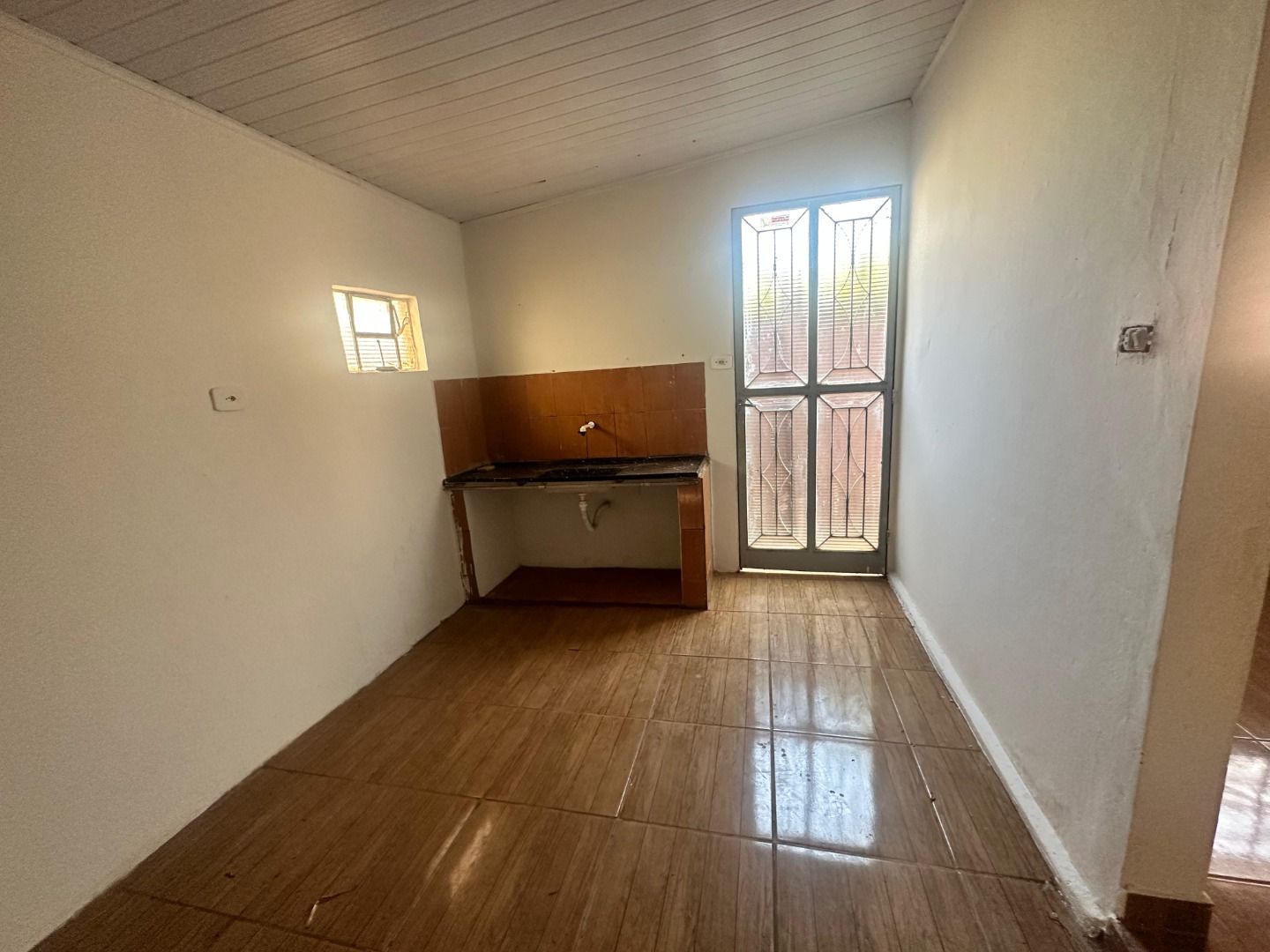 Casa para alugar com 2 quartos, 81m² - Foto 5