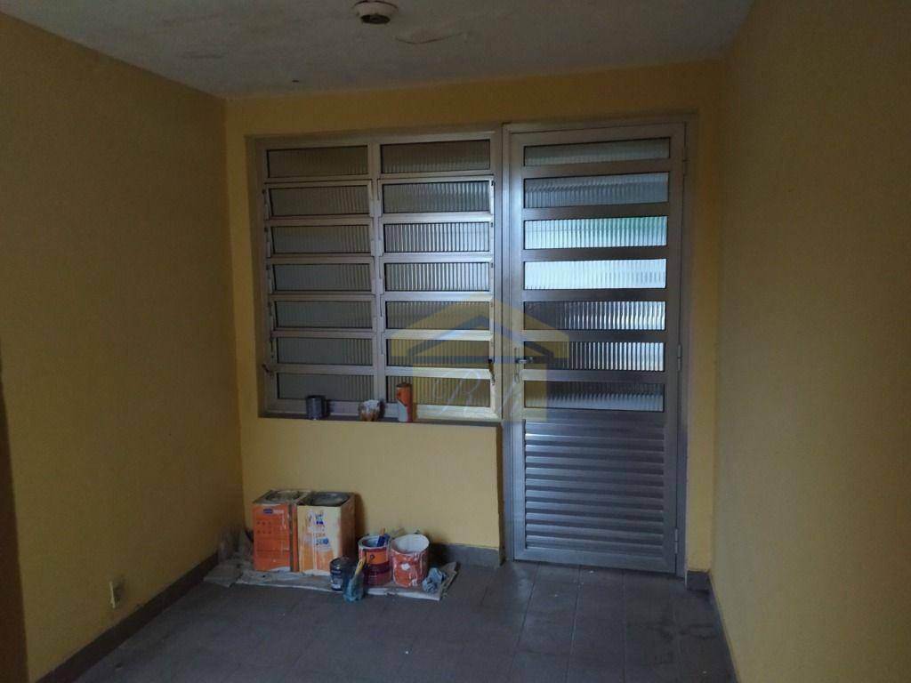 Sobrado à venda com 3 quartos, 300M2 - Foto 6