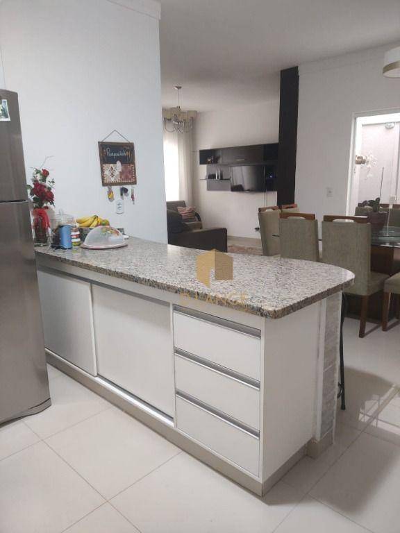 Casa de Condomínio à venda com 3 quartos, 178m² - Foto 13