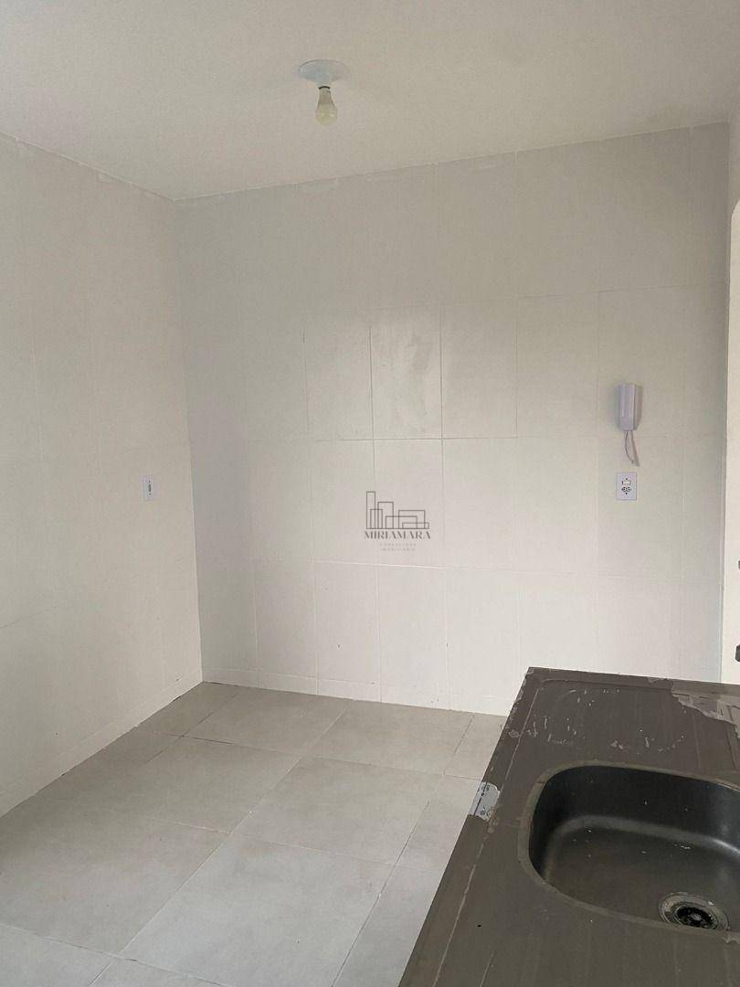 Apartamento à venda com 2 quartos, 56m² - Foto 12