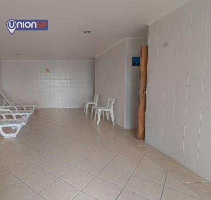 Apartamento à venda com 2 quartos, 65m² - Foto 25