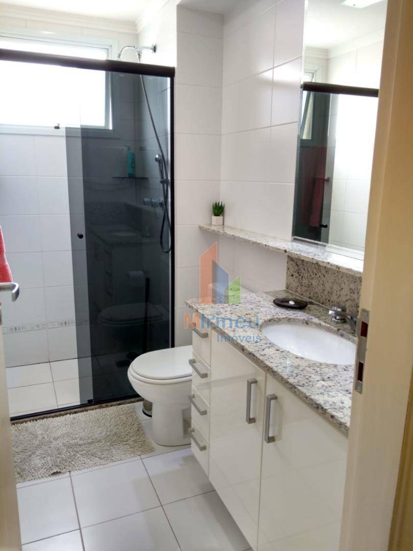 Apartamento à venda com 3 quartos, 134m² - Foto 10