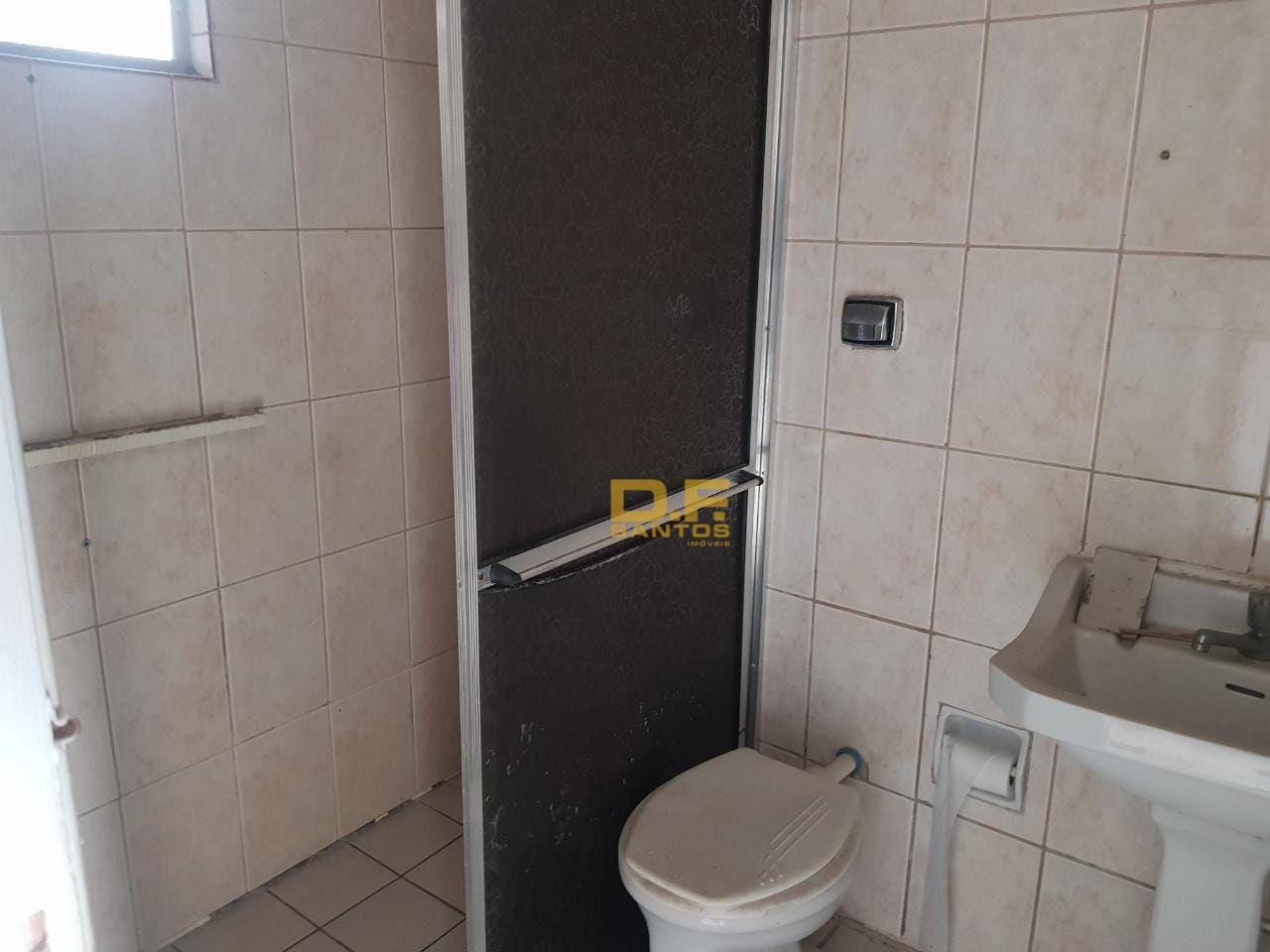 Casa à venda com 2 quartos, 1M2 - Foto 6