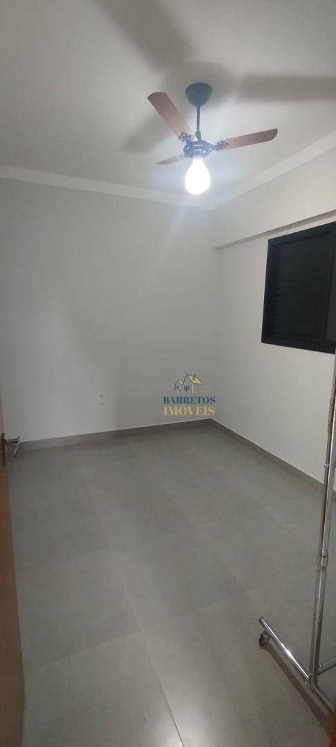 Apartamento à venda com 2 quartos, 70m² - Foto 13