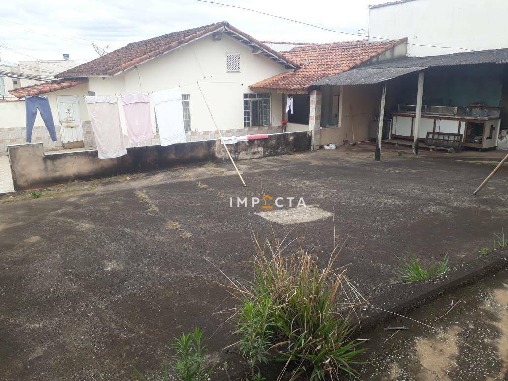 Casa à venda com 4 quartos, 189m² - Foto 17