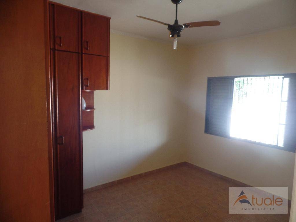 Casa para alugar com 3 quartos, 150m² - Foto 13