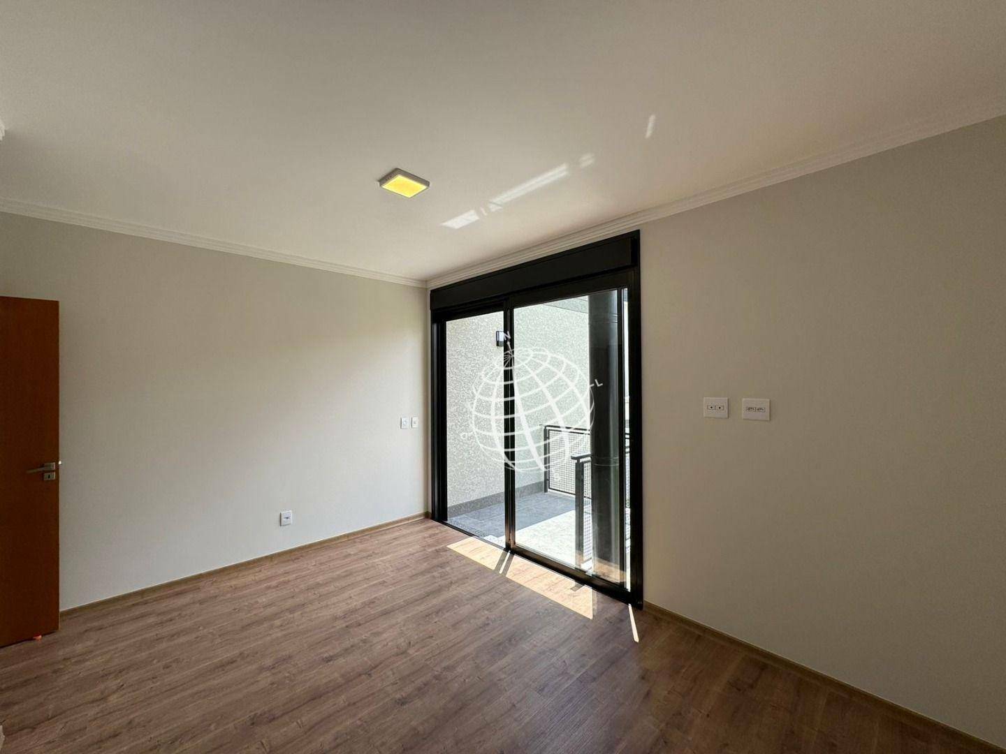 Casa à venda com 3 quartos, 219m² - Foto 26