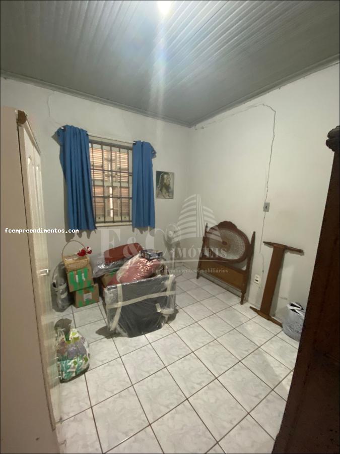 Casa à venda com 2 quartos, 155m² - Foto 11