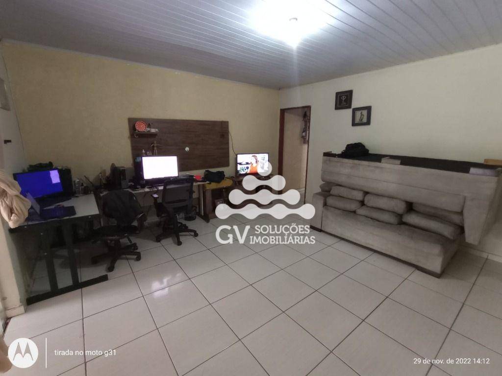 Casa à venda com 4 quartos, 125m² - Foto 3