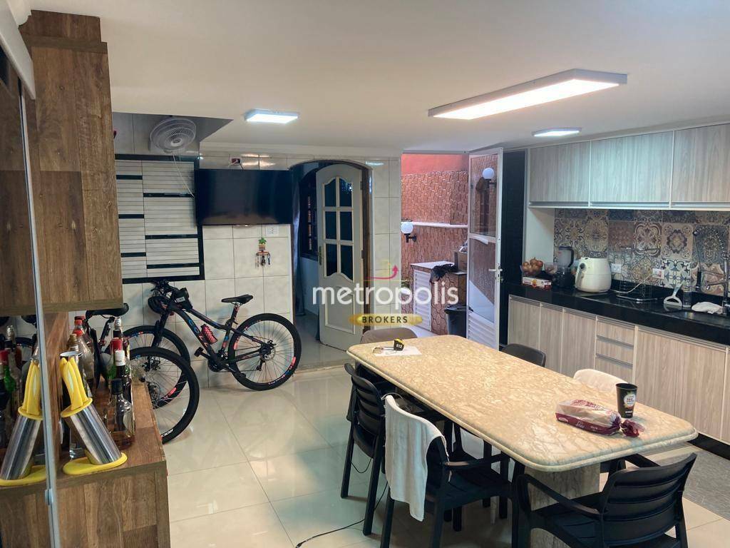 Sobrado à venda com 4 quartos, 320m² - Foto 10