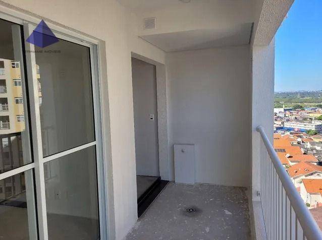 Apartamento à venda com 3 quartos, 75m² - Foto 2