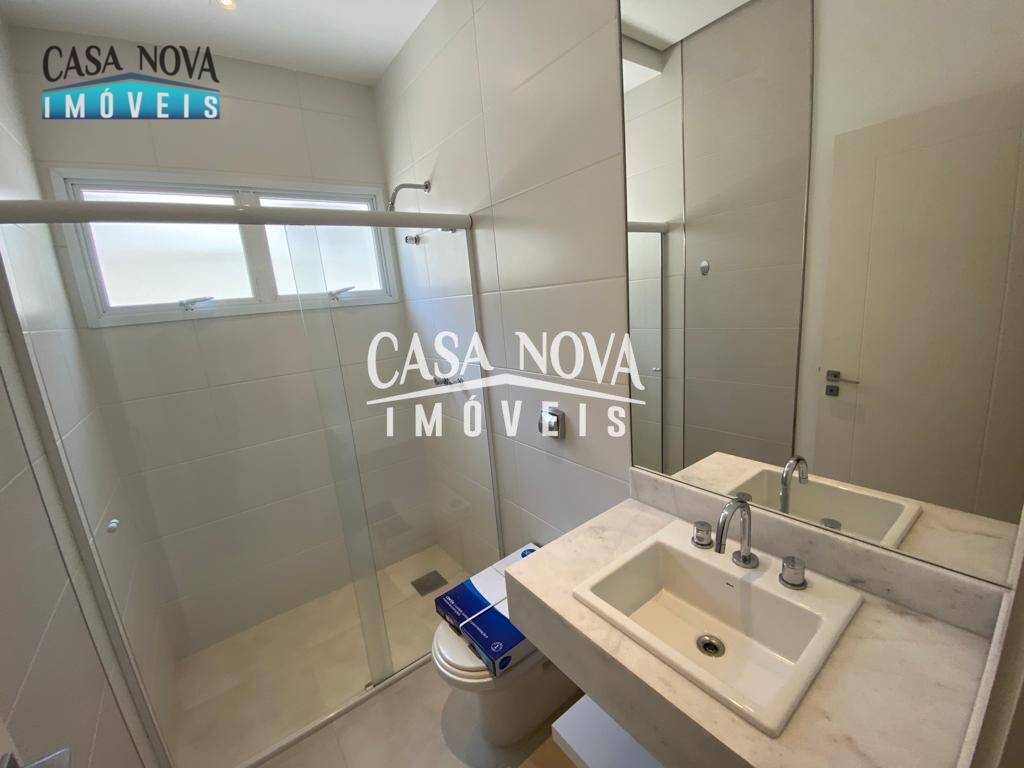 Casa de Condomínio para alugar com 3 quartos, 277m² - Foto 16