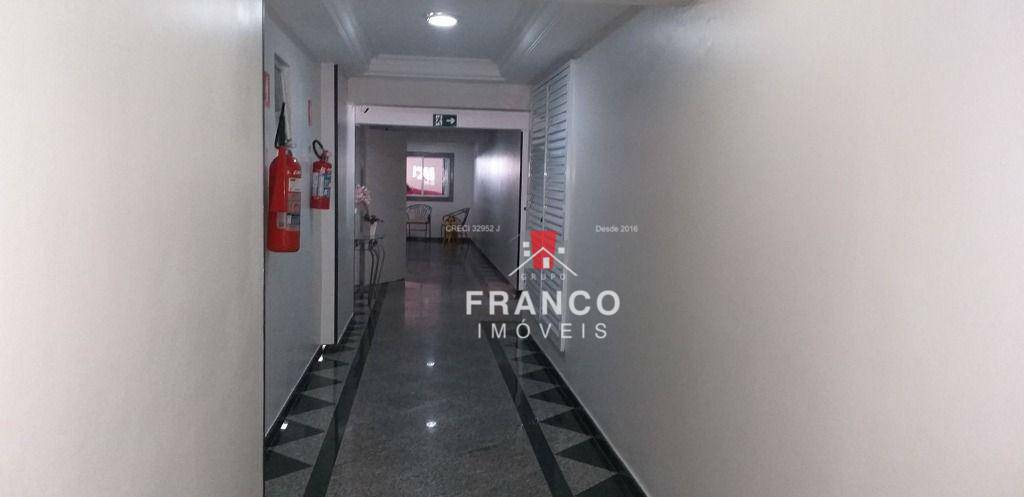 Apartamento à venda com 1 quarto, 43m² - Foto 9