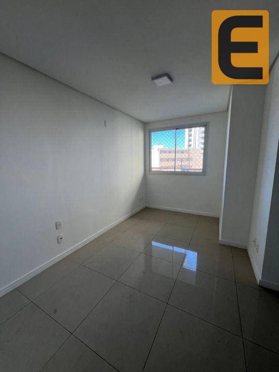 Apartamento à venda com 3 quartos, 146m² - Foto 9