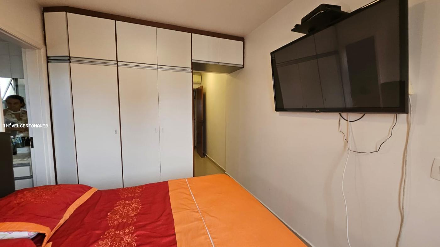 Apartamento à venda com 3 quartos, 80m² - Foto 18