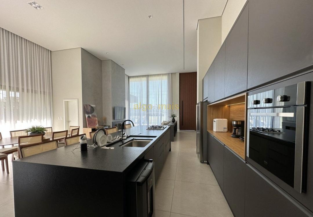 Casa de Condomínio à venda com 4 quartos, 270m² - Foto 9
