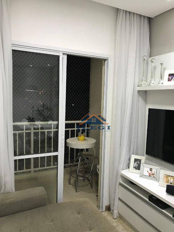 Apartamento à venda com 2 quartos, 50m² - Foto 3