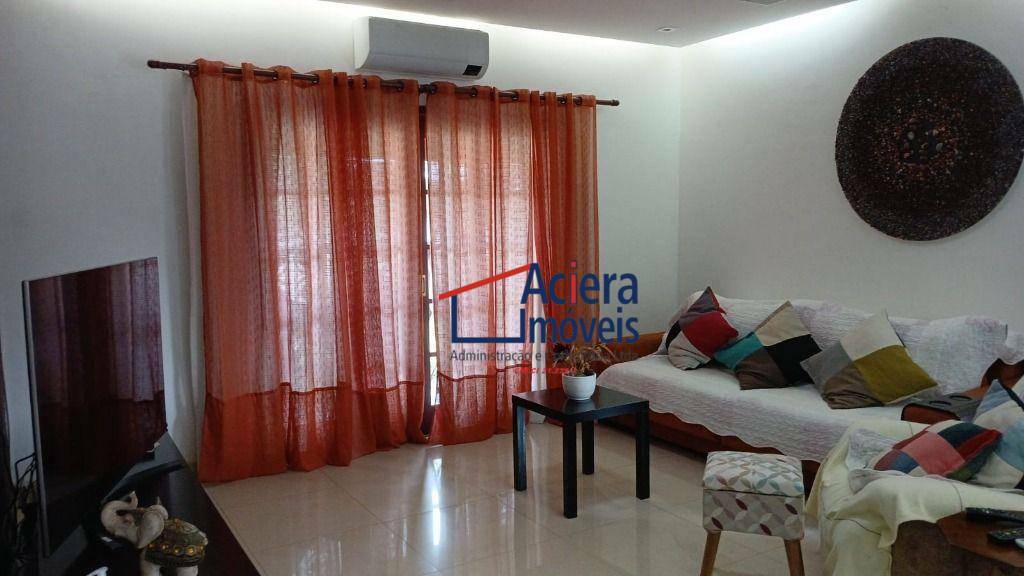 Casa de Condomínio à venda com 3 quartos, 217m² - Foto 17