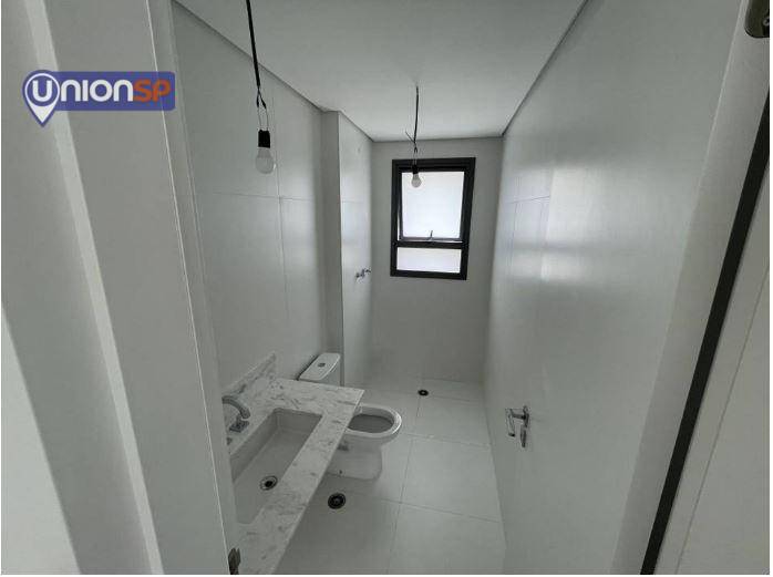 Apartamento à venda com 3 quartos, 154m² - Foto 8