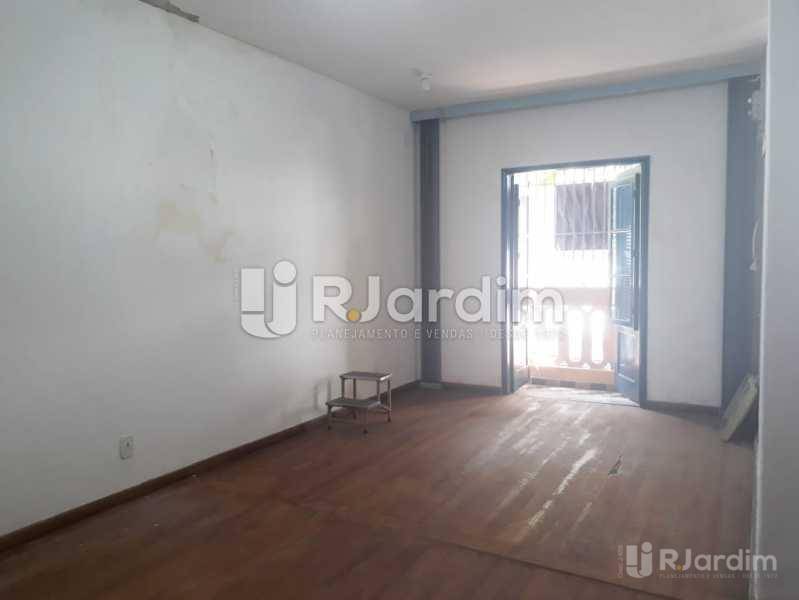 Casa para alugar com 4 quartos, 400m² - Foto 5