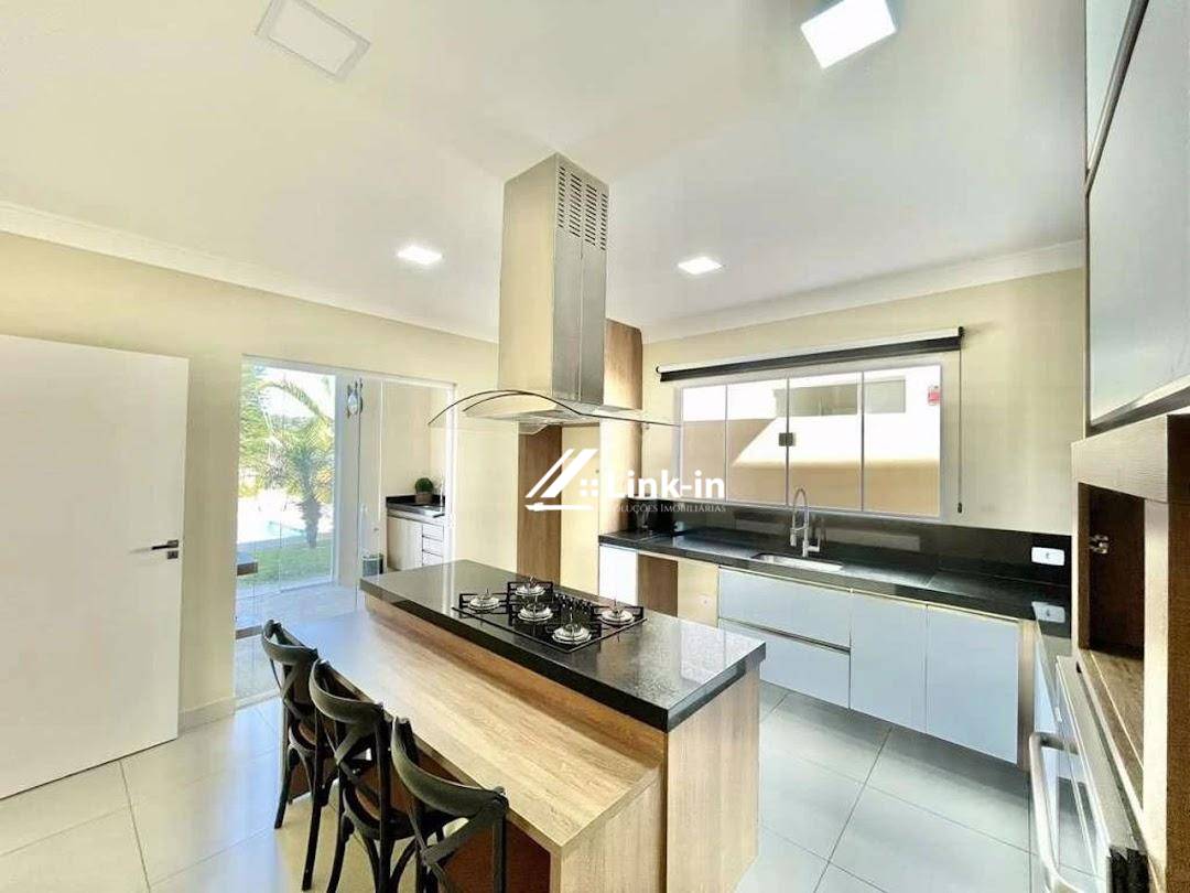 Casa, 3 quartos, 491 m² - Foto 1