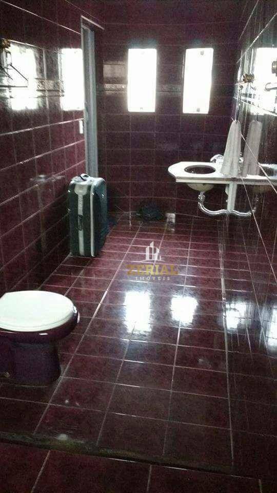 Sobrado à venda com 4 quartos, 200m² - Foto 19